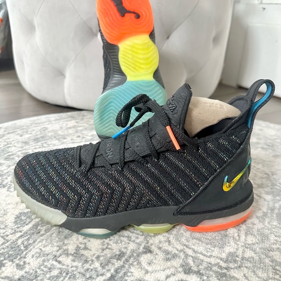 Lebron 16 ‘I Promise’, men’s size 7 - Picture 5 of 6